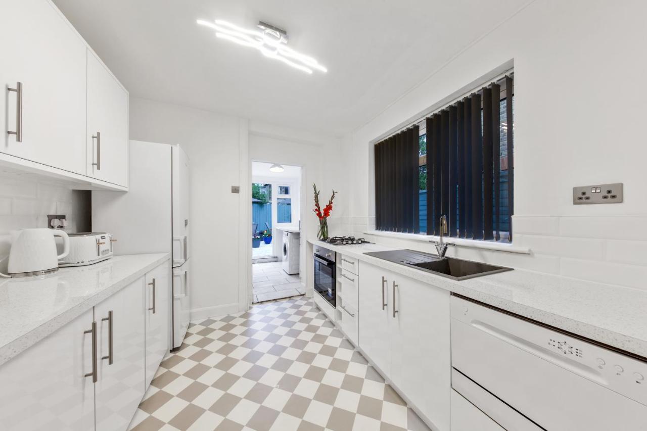 Вилла Stunning House Лондон Экстерьер фото
